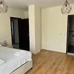 Penthouse At White Cliffs Apartmán