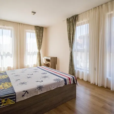 Penthouse At White Cliffs Byala (Varna)