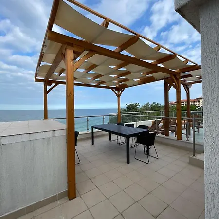 Penthouse At White Cliffs Διαμέρισμα *