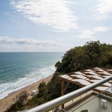 Penthouse At White Cliffs アパート ビャラ
