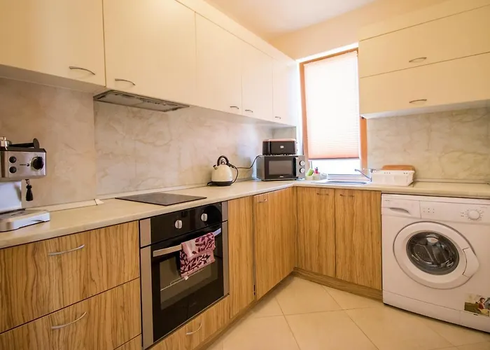 Apartment Penthouse At White Cliffs