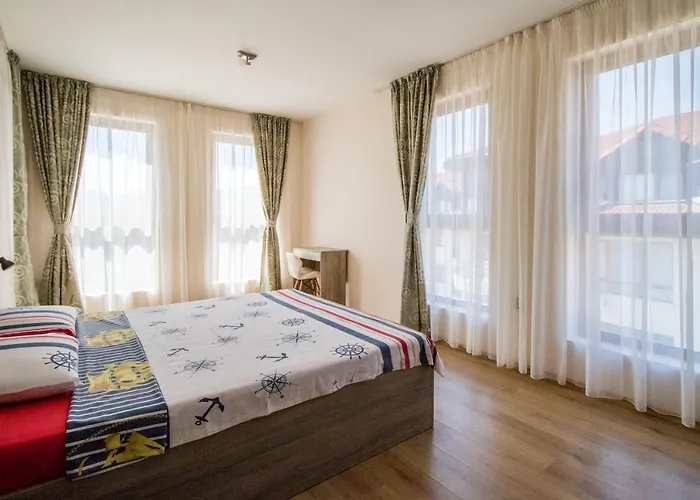 Penthouse At White Cliffs Byala (Varna)
