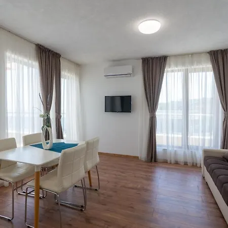 アパート Penthouse At White Cliffs